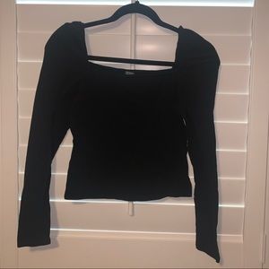 Black Puffed Shoulder Long Sleeve